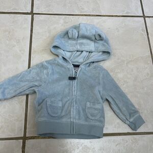 1224. Carter's Size Newborn